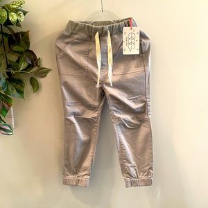 NWT🏷️ EGG NEW YORK GABRIEL PANTS 3Y